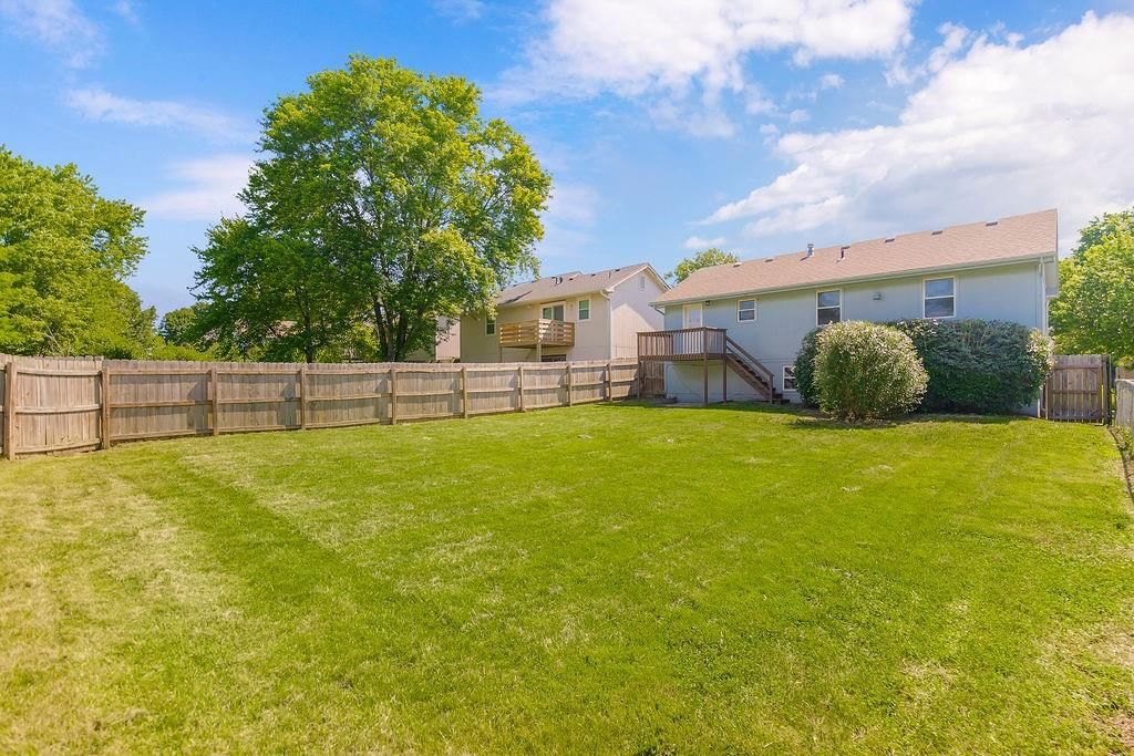 7202 N FARLEY Avenue — photo 28