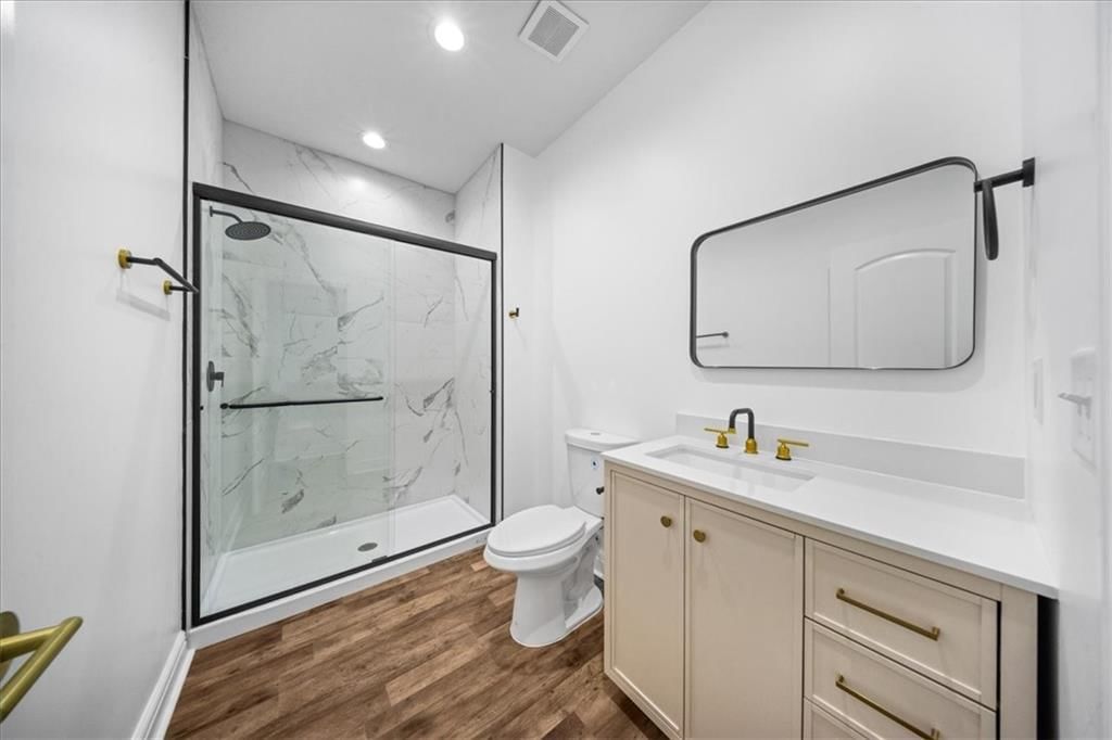 2100 S 37th Street — photo 13