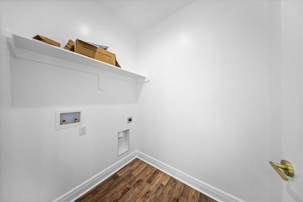 2100 S 37th Street — photo 16