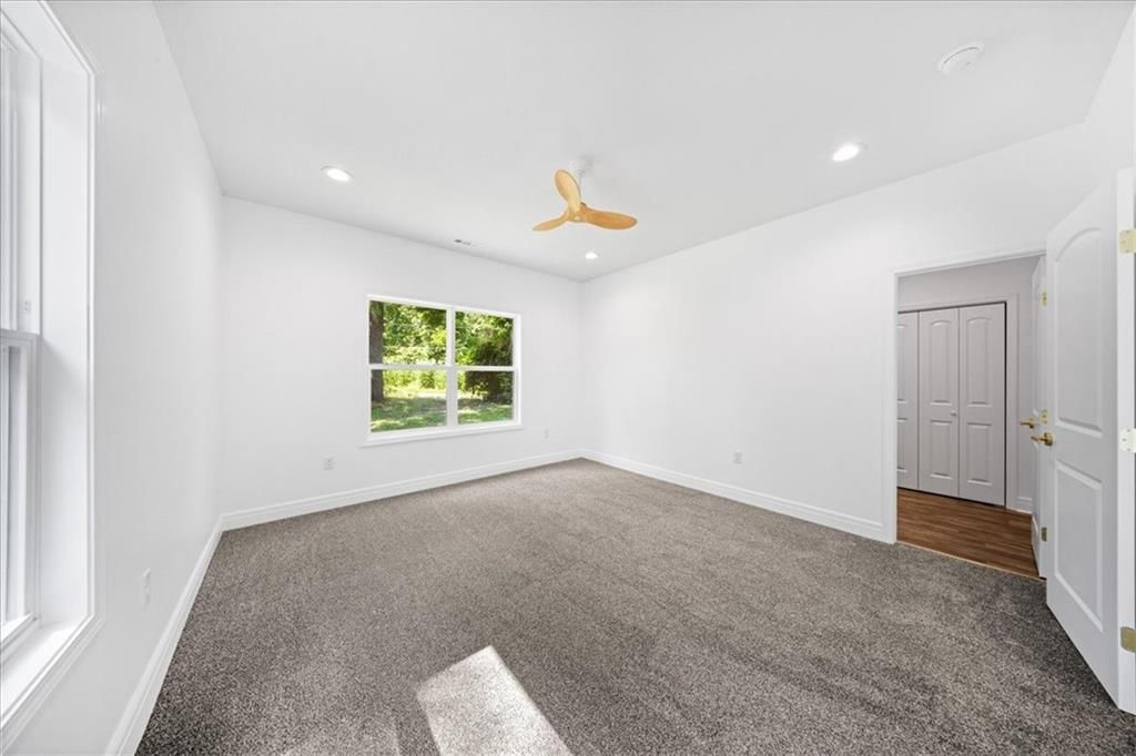 2100 S 37th Street — photo 18