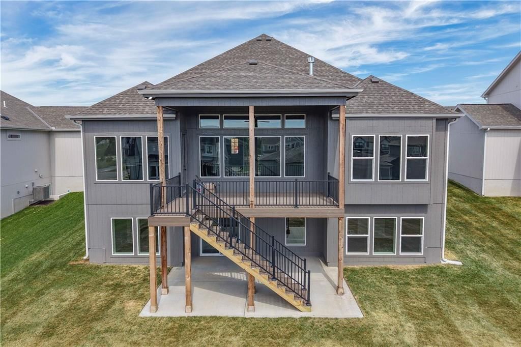 1715 SW Arbor Park Drive — photo 30