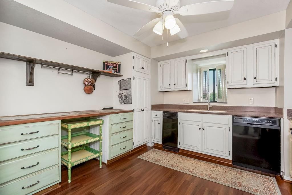 6720 W 109TH Street — photo 11