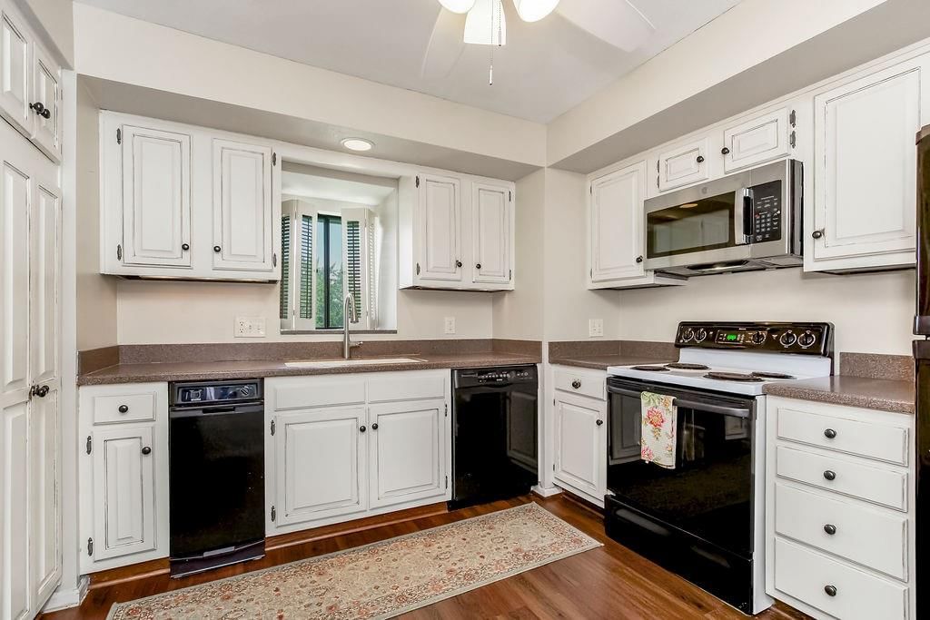 6720 W 109TH Street — photo 12