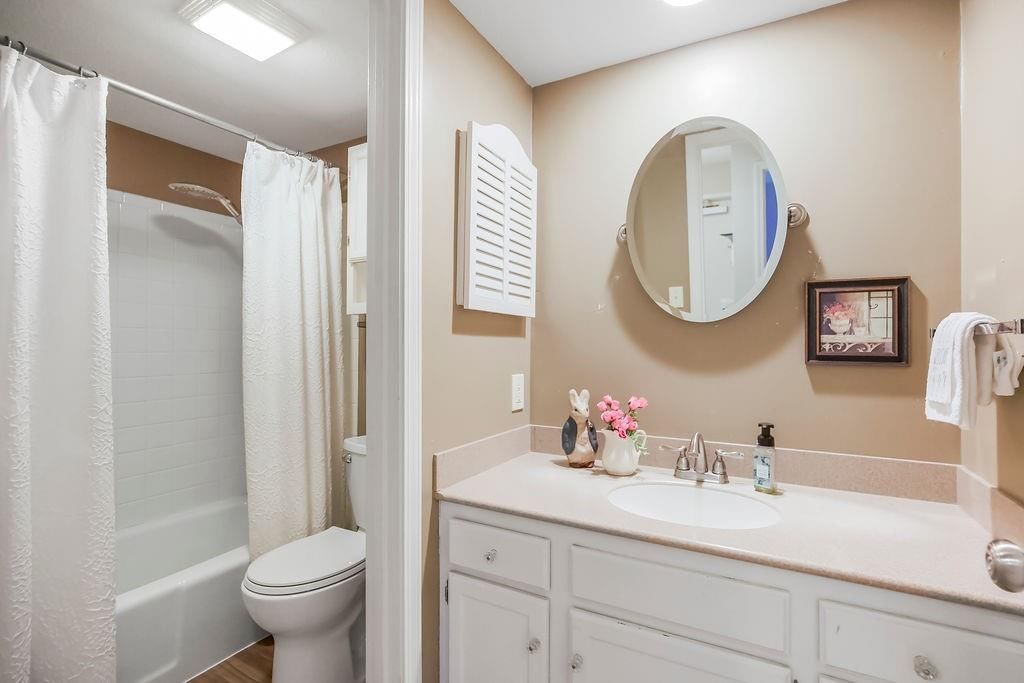 6720 W 109TH Street — photo 18