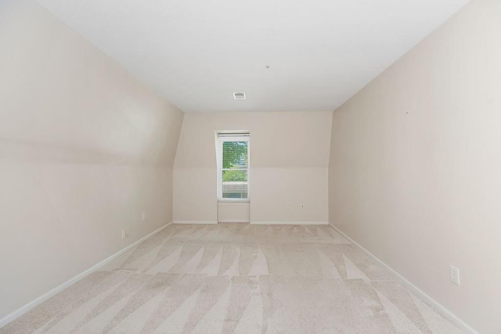 6720 W 109TH Street — photo 20