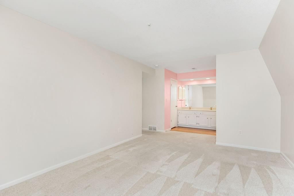 6720 W 109TH Street — photo 22
