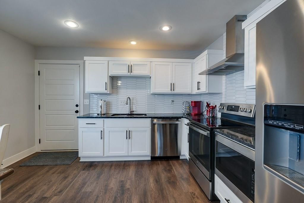 1127 S Minton Road — photo 15