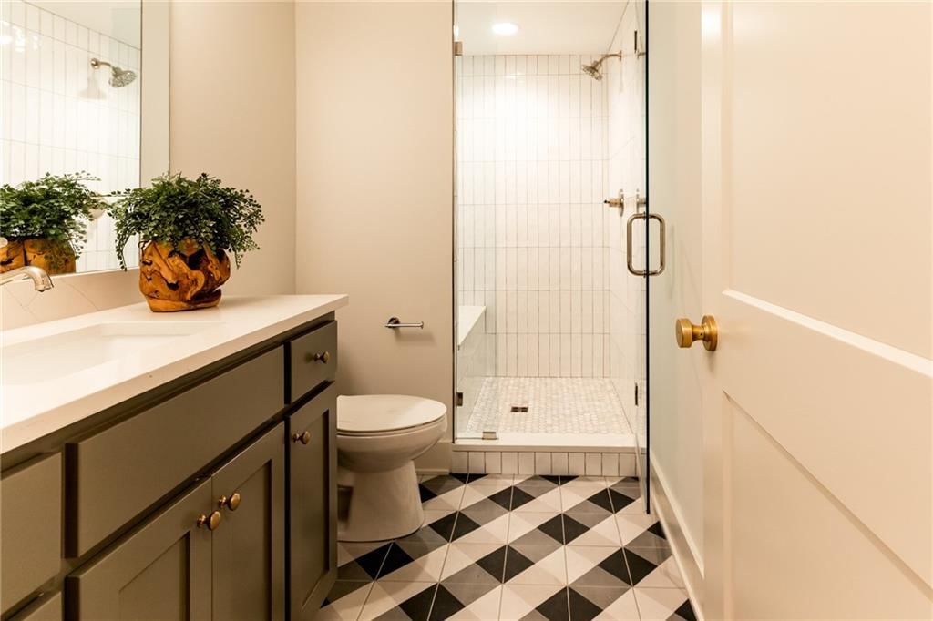 4513 W 69th Terrace — photo 33