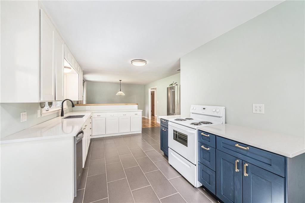 8224 Johnson Drive — photo 7