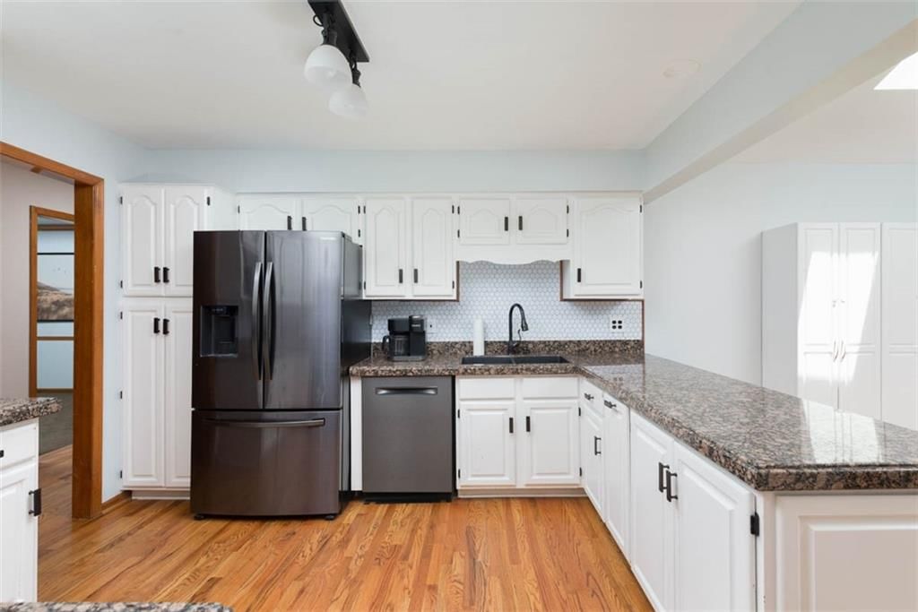 3147 N 131st Street — photo 8