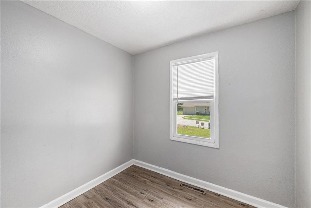 5117 PALMER Drive — photo 13