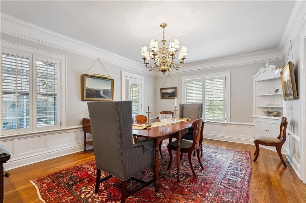Photo 11 of 56 - 440 W 58th Street