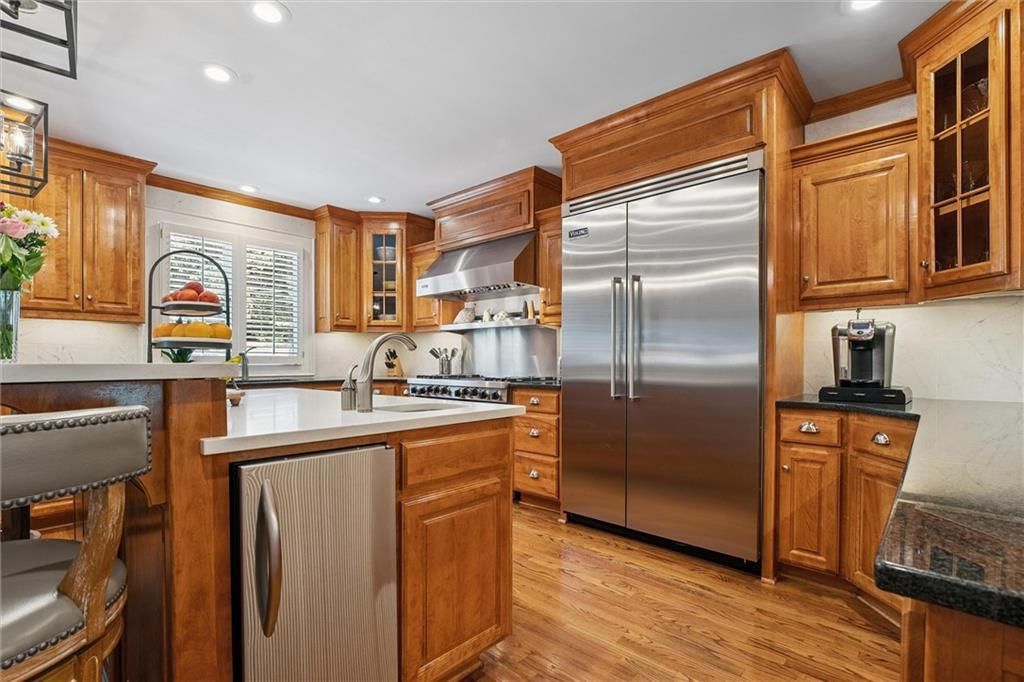 Photo 17 of 56 - 440 W 58th Street