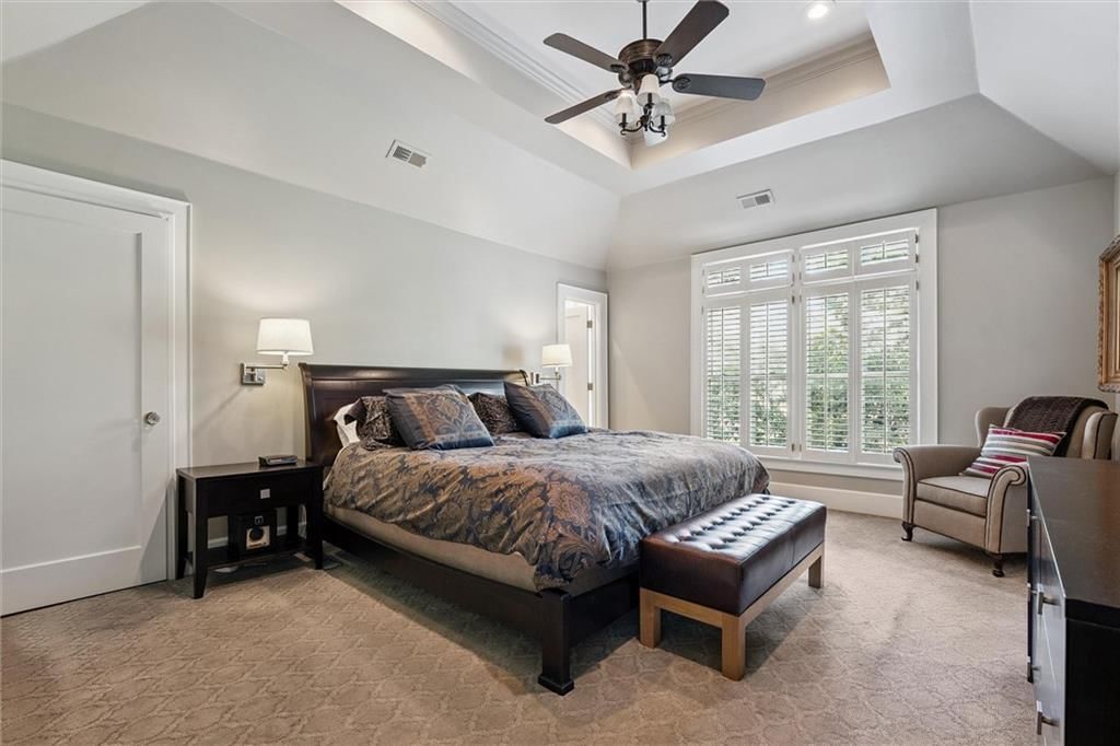 Photo 33 of 56 - 440 W 58th Street