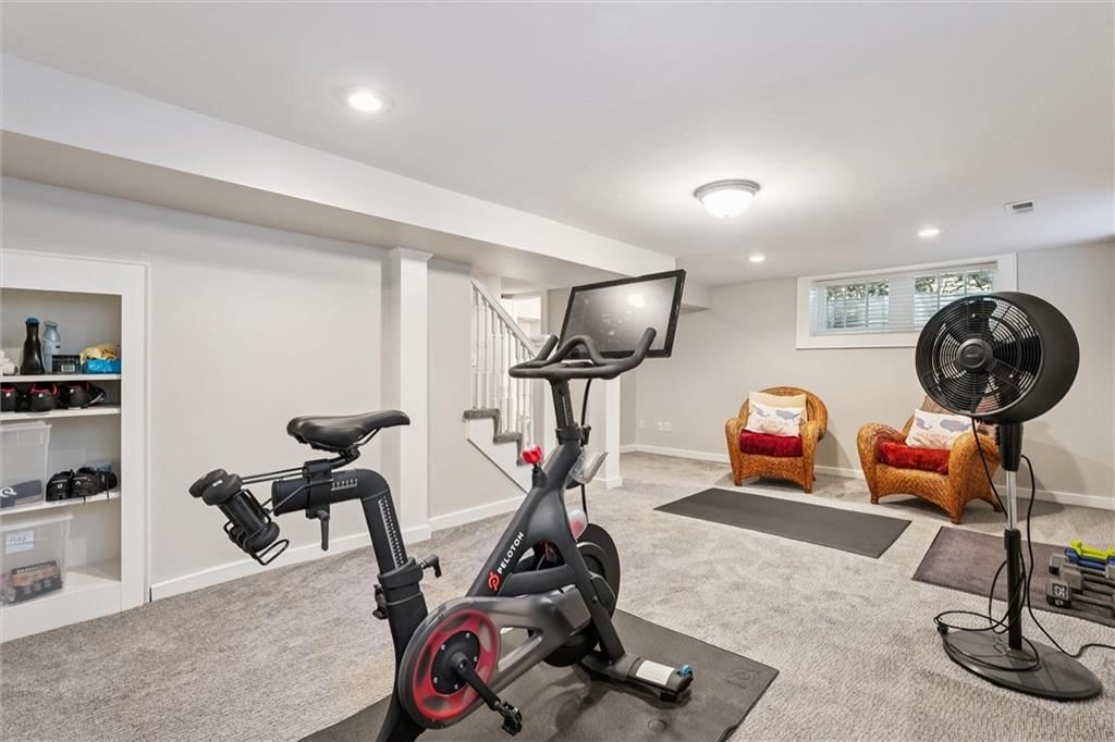 Photo 43 of 56 - 440 W 58th Street