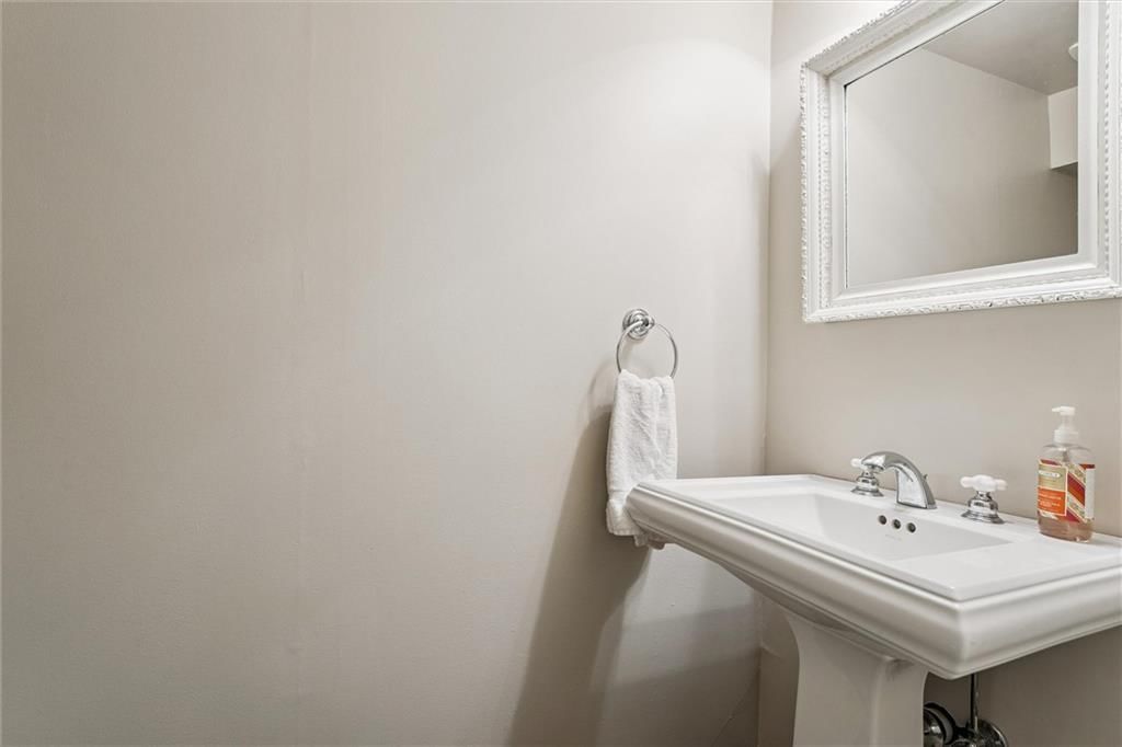 Photo 45 of 56 - 440 W 58th Street
