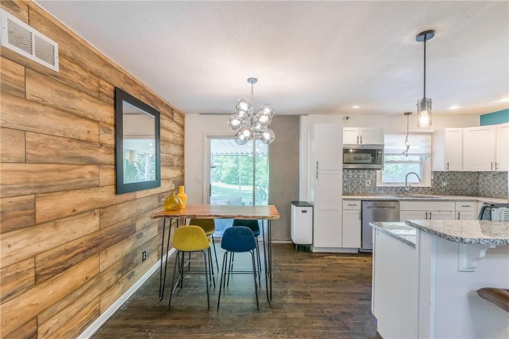 11308 E 48th Terrace — photo 15