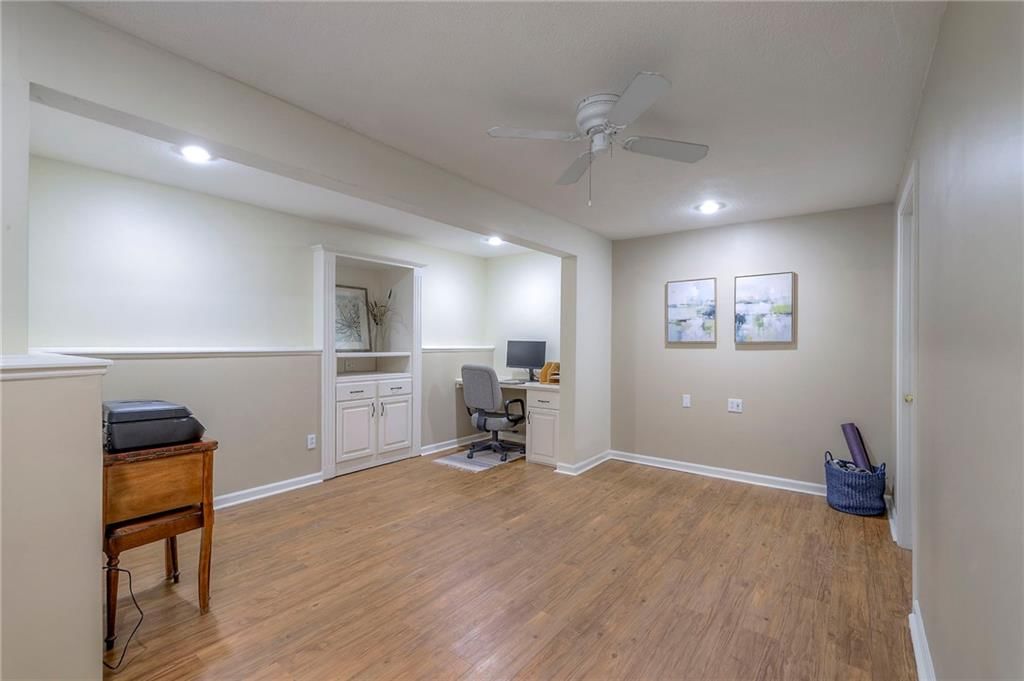 11405 W 143 Terrace — photo 37