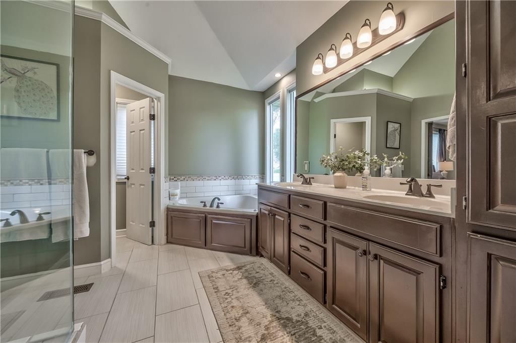 1212 SW Surrey Trace Street — photo 21