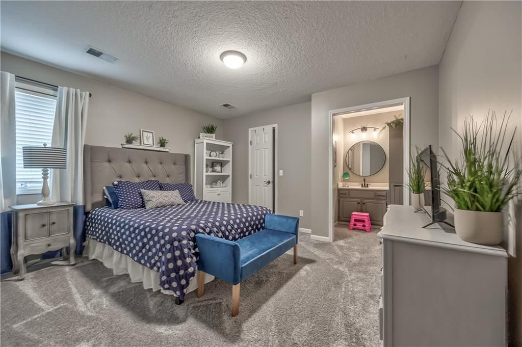 1212 SW Surrey Trace Street — photo 24