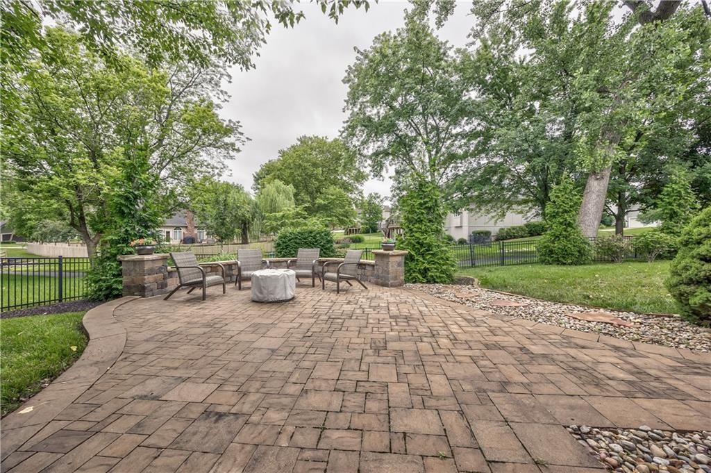 1212 SW Surrey Trace Street — photo 40