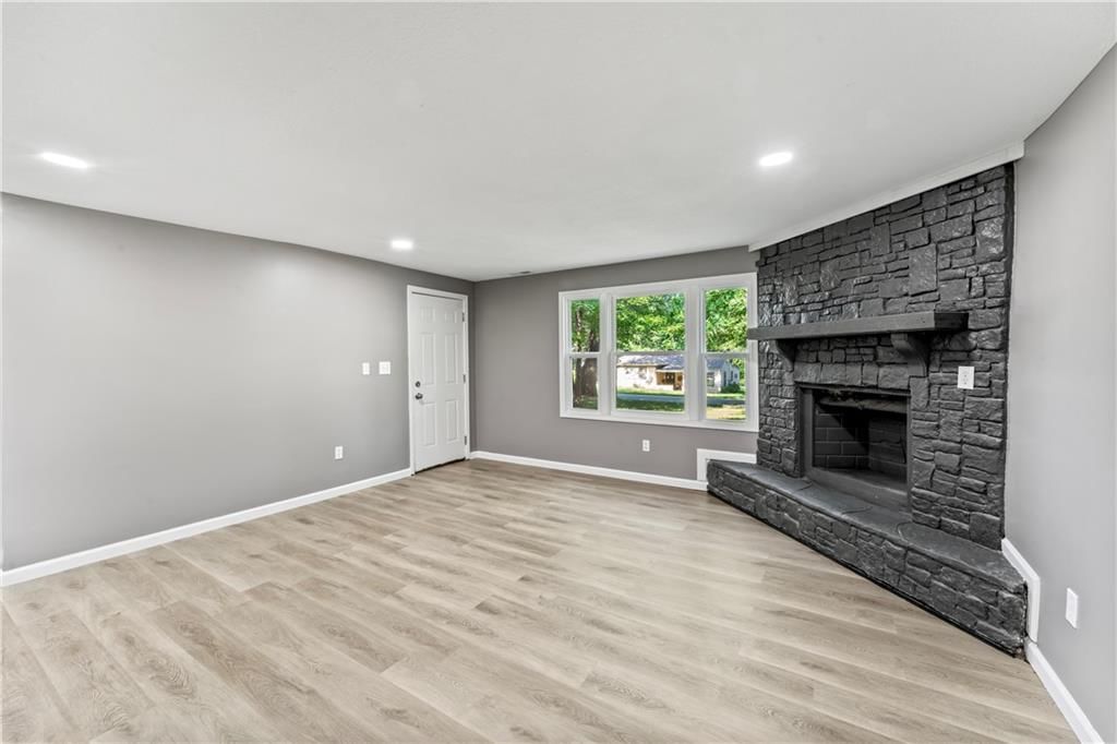Photo 18 of 35 - 5513 Hardy Avenue
