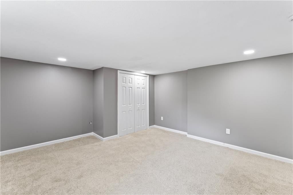 Photo 19 of 35 - 5513 Hardy Avenue