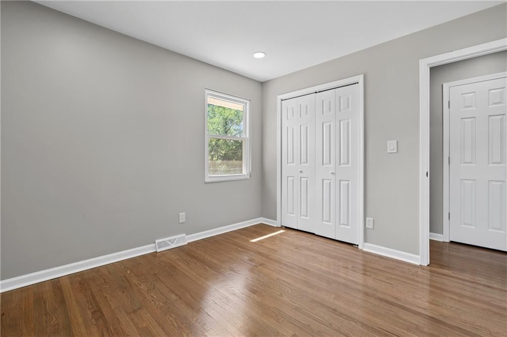 6325 E 18th Terrace — photo 19