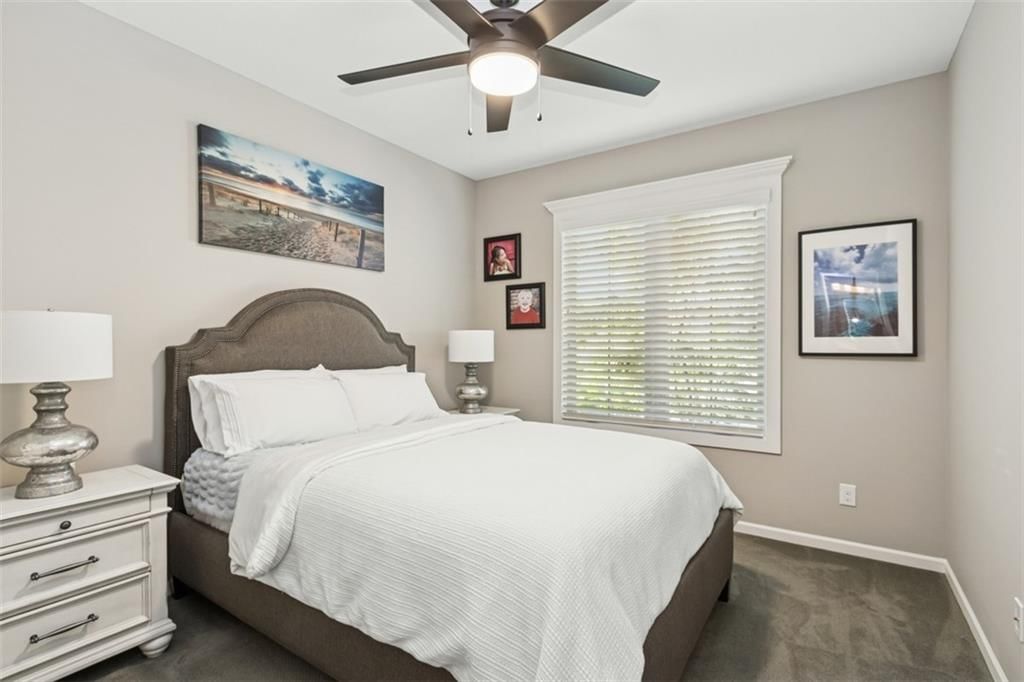 Photo 18 of 32 - 9900 W 163rd Street