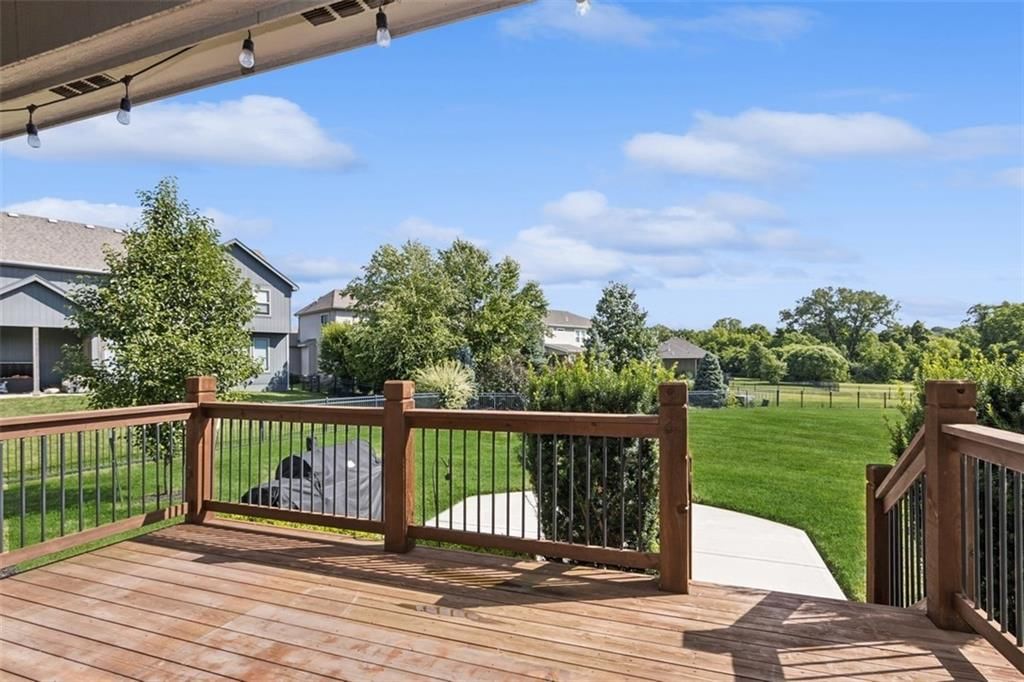 Photo 27 of 32 - 9900 W 163rd Street