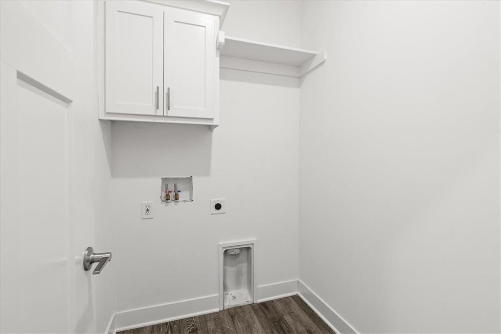 Photo 20 of 41 - 29702 W 195th Street