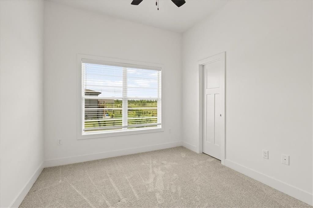 Photo 23 of 41 - 29702 W 195th Street