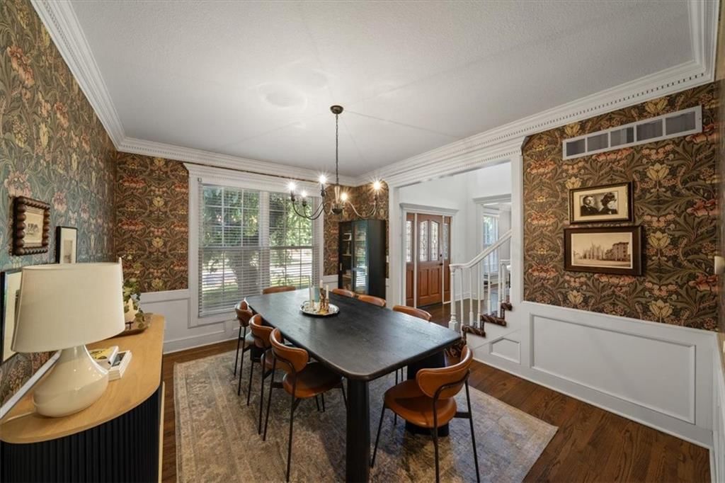 Photo 11 of 38 - 7839 W 139th Street