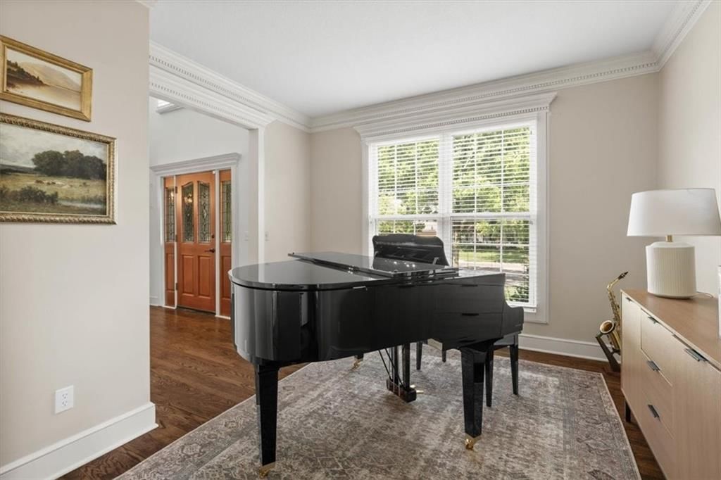 Photo 12 of 38 - 7839 W 139th Street