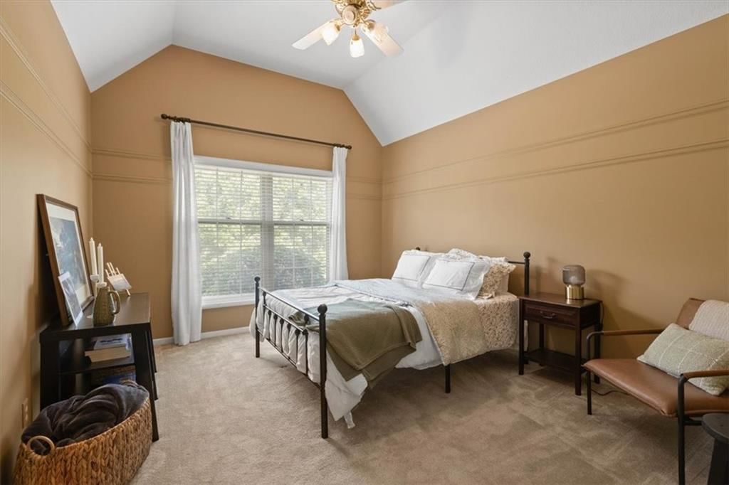 Photo 22 of 38 - 7839 W 139th Street