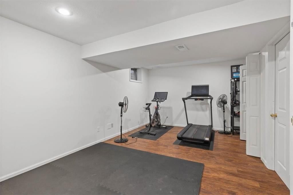 Photo 26 of 38 - 7839 W 139th Street