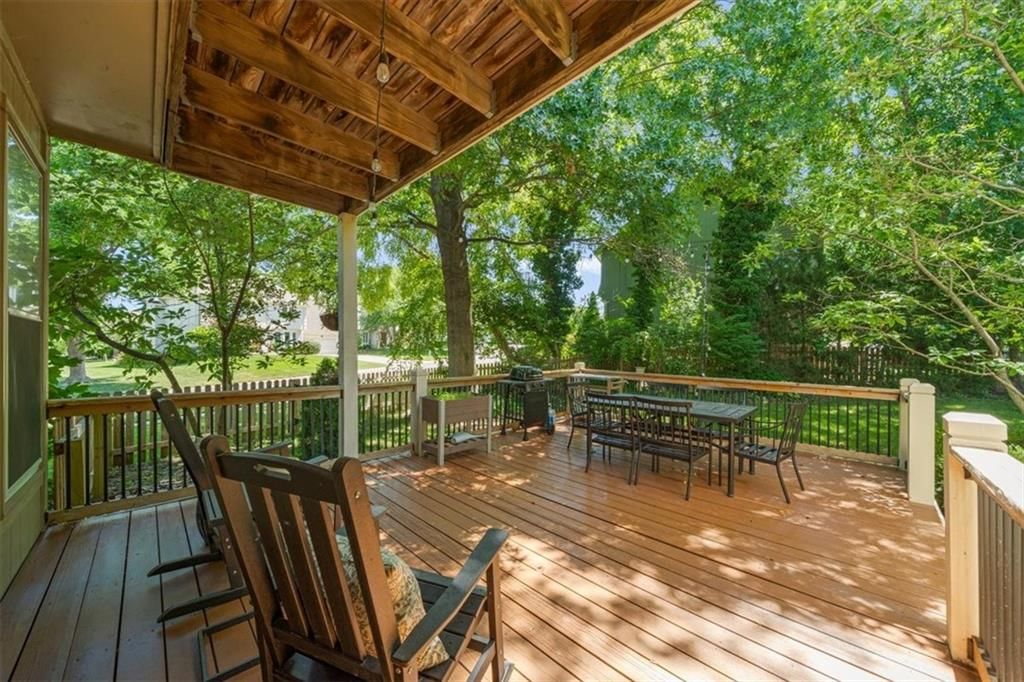 Photo 27 of 38 - 7839 W 139th Street