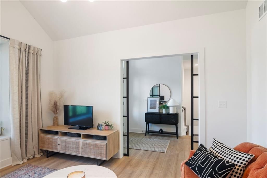 10221 N Potter Avenue — photo 7