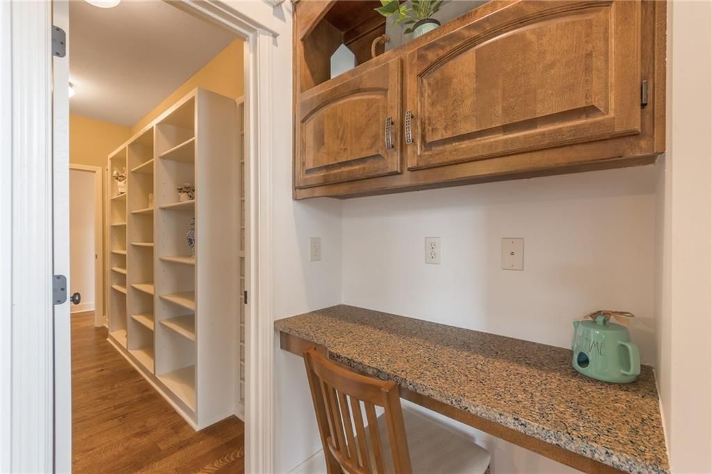 Photo 17 of 46 - 5007 NW 71st Street