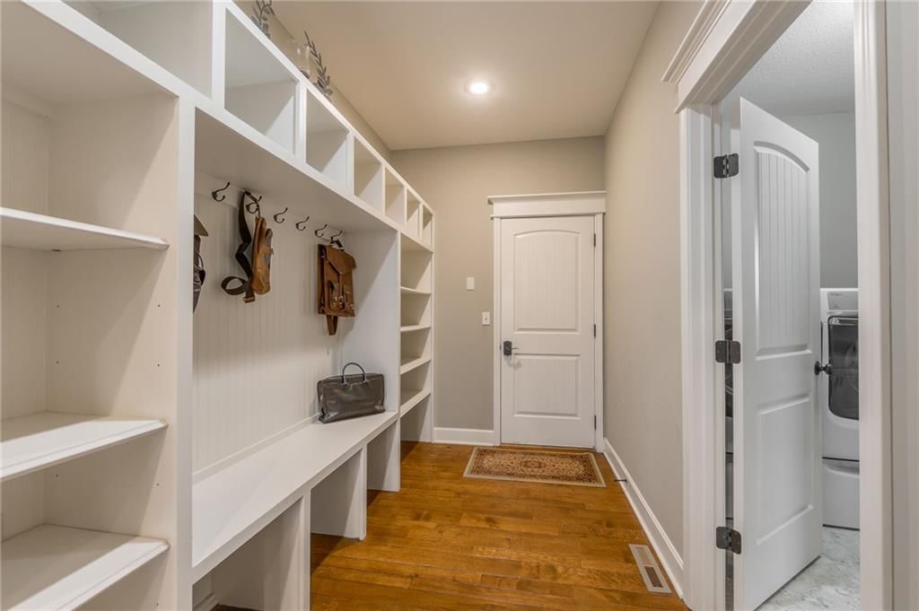 Photo 18 of 46 - 5007 NW 71st Street