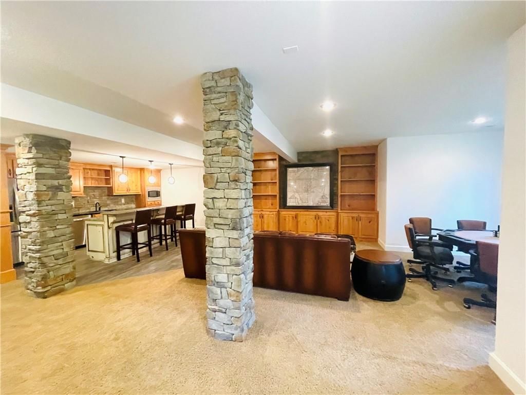 Photo 32 of 46 - 5007 NW 71st Street