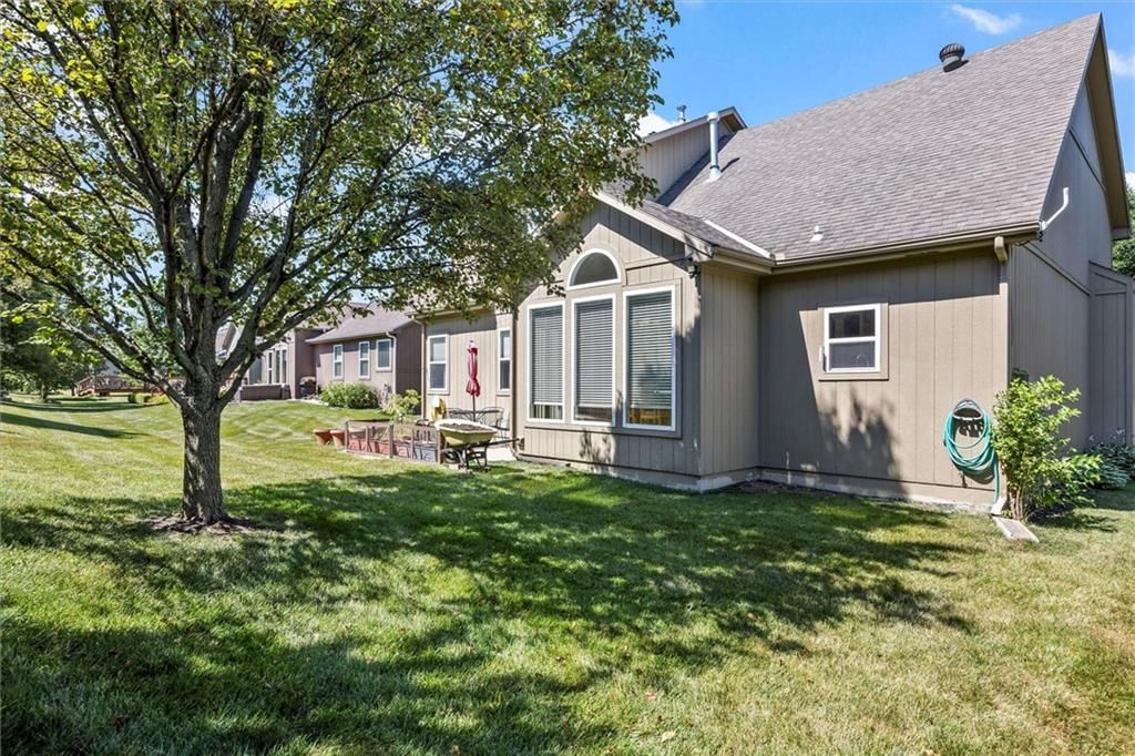 7117 Aminda Street — photo 30