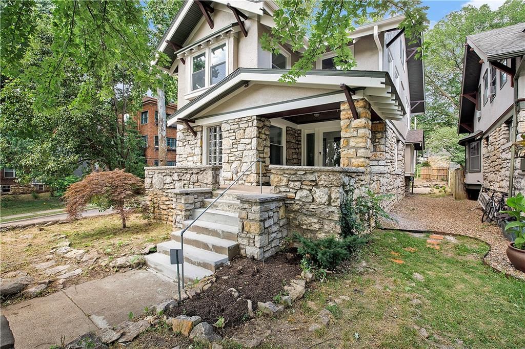 4101 KENWOOD Avenue — photo 2
