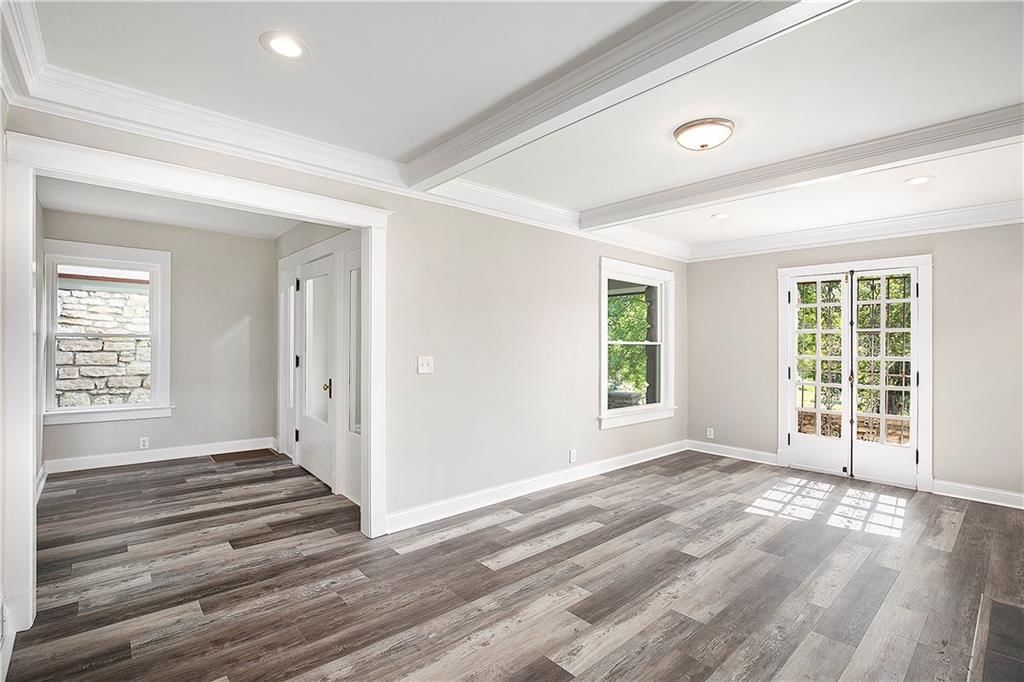 4101 KENWOOD Avenue — photo 6