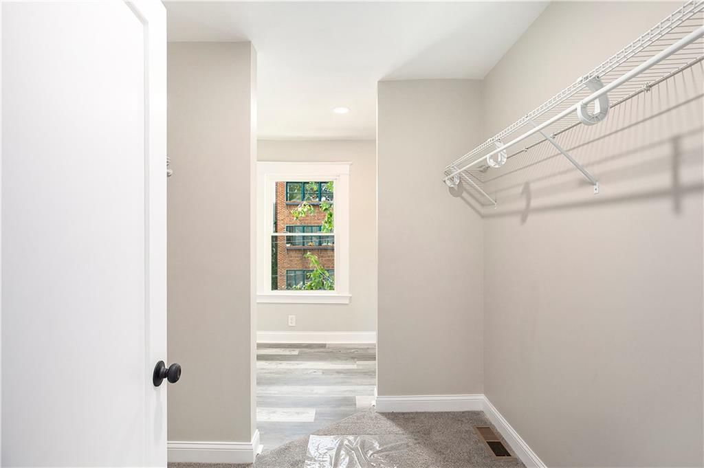 4101 KENWOOD Avenue — photo 17