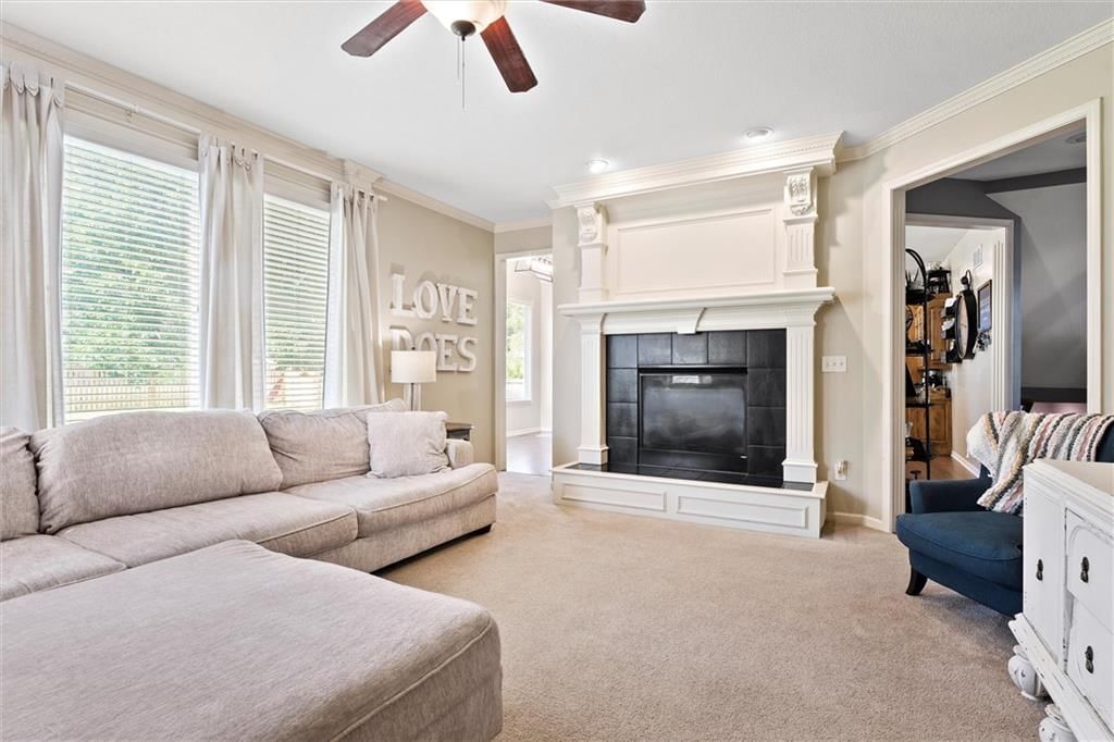 Photo 6 of 36 - 16915 W 162 Street