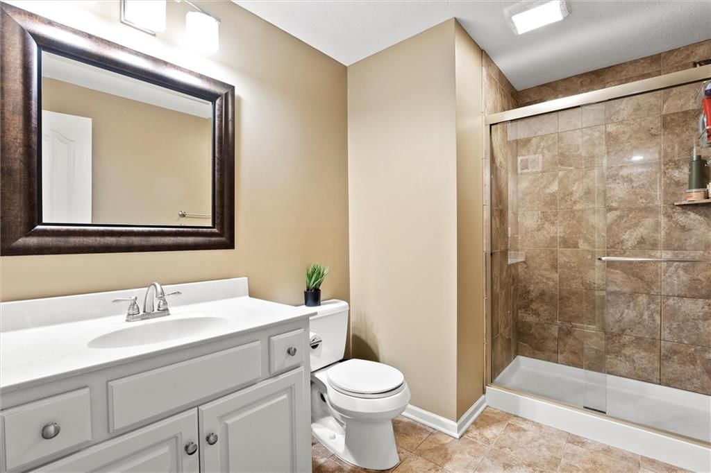 Photo 31 of 36 - 16915 W 162 Street