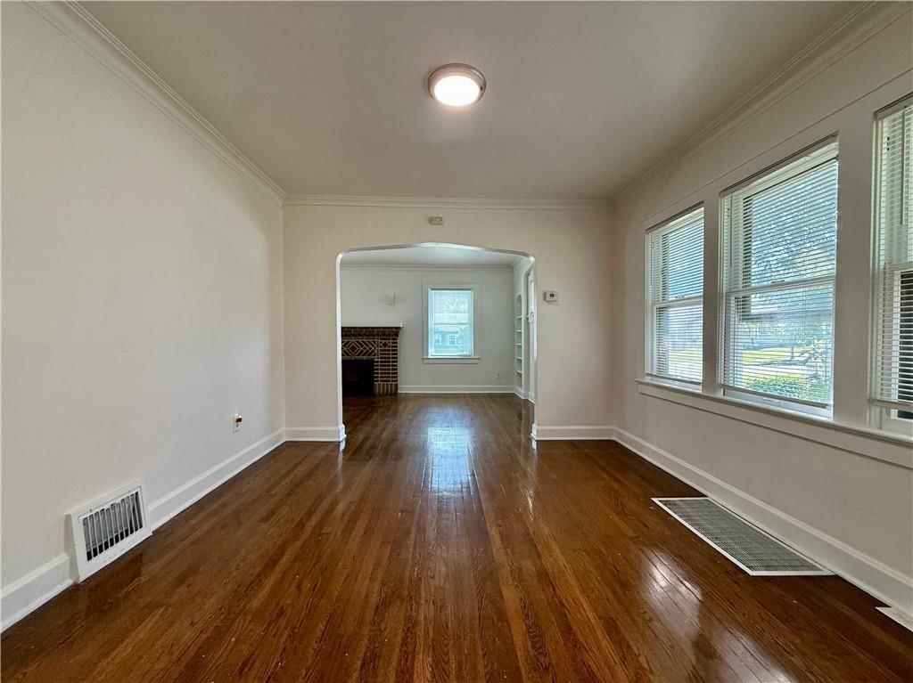 2416 E 70th Street — photo 5