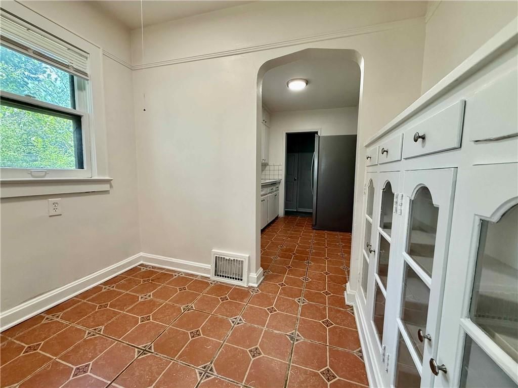2416 E 70th Street — photo 7