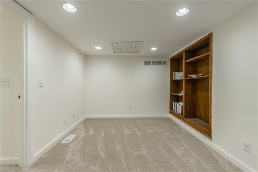 8919 S Hardsaw Road — photo 39